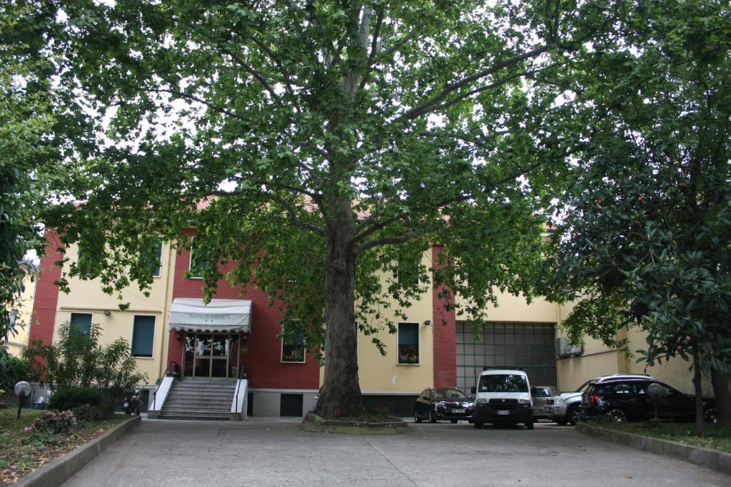 Hotel Garden Milan Exterior photo