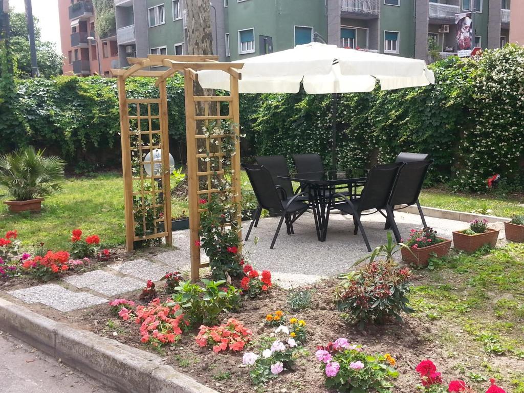 Hotel Garden Milan Exterior photo
